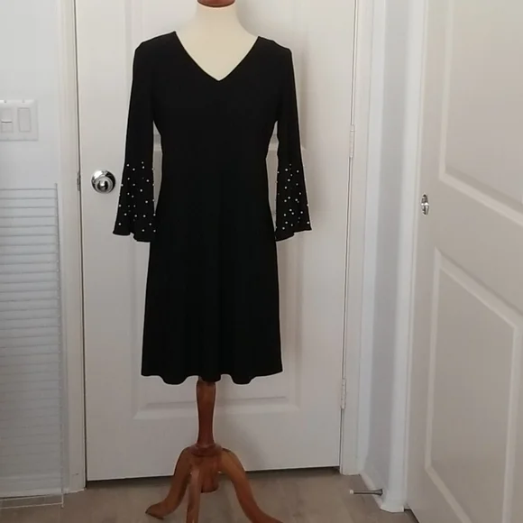 knee length dresses for ladies Louisa Long Sleeve Slinky Maxi Dress - Black